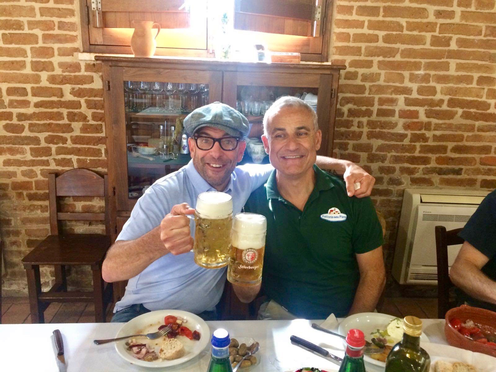 Carmelo Basile con Fattoria della Piana sbarca sulla Tv americana nella quarta puntata del fortunato programma “Eat! Drink! Italy!”